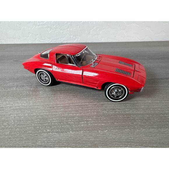 Franklin Mint‎ 1963 Chevrolet Corvette- With COA-See Description/ Photos - Picture 3 of 8